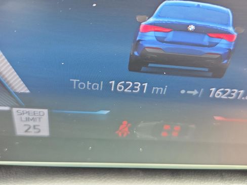 Certified 2025 BMW M440i Coupe image 24