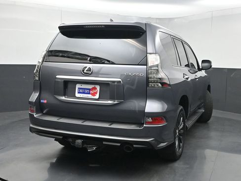 Used 2023 Lexus GX 460 Premium w/ Accessory Package AWD/4WD image 45