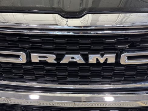 Used 2022 RAM 1500 Big Horn AWD/4WD image 12