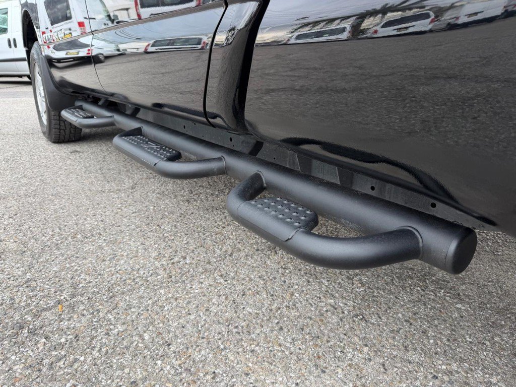 Used 2022 Nissan Titan SV AWD/4WD image 54