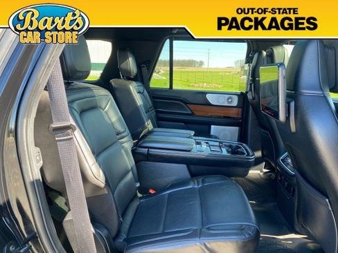 Used 2018 Lincoln Navigator Reserve w/ Technology Package AWD/4WD image 13