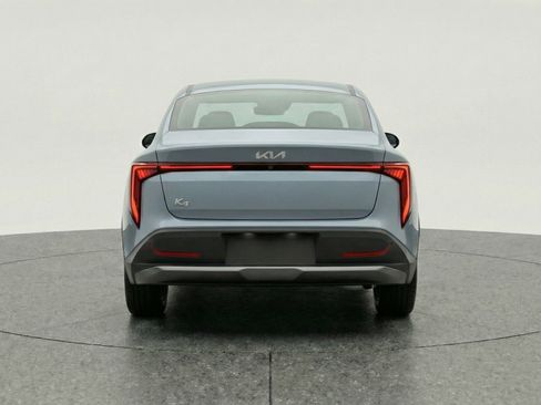 Used 2025 Kia K4 LXS image 7