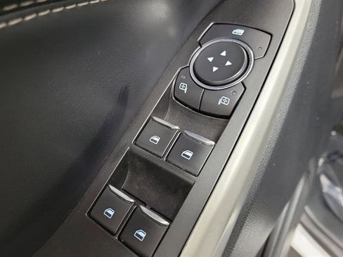 Used 2021 Ford Explorer XLT w/ Equipment Group 202A image 19