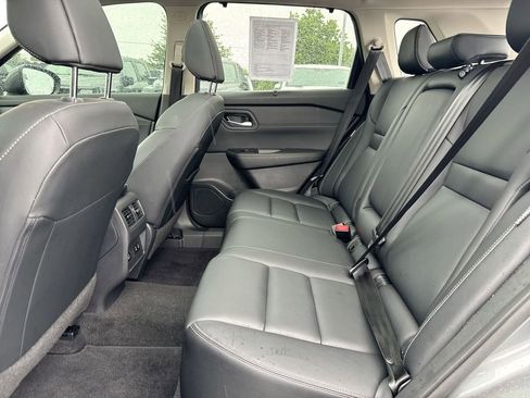 Used 2024 Nissan Rogue SL w/ SL Premium Package AWD/4WD image 24