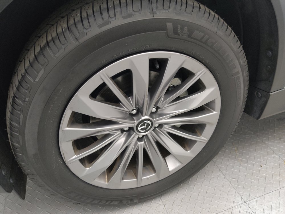 Used 2024 MAZDA CX-90 3.3 Turbo w/ Preferred Plus AWD/4WD image 31