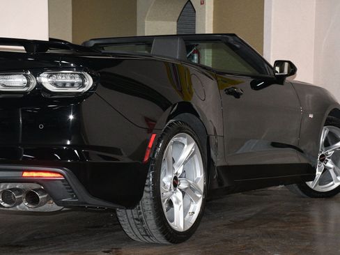 Used 2021 Chevrolet Camaro SS RWD image 56