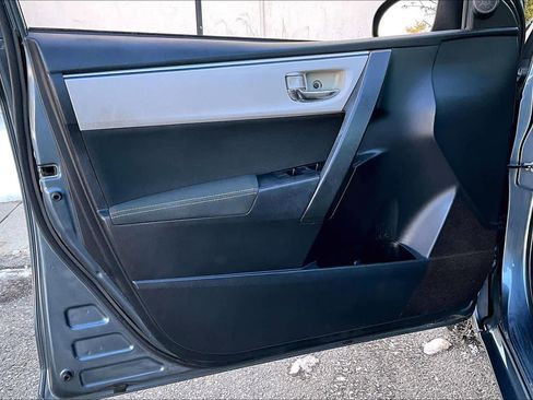 Used 2016 Toyota Corolla LE image 22