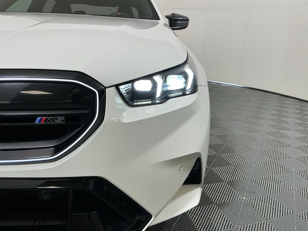 Certified 2026 BMW M5 w/ Carbon Package AWD/4WD image 8