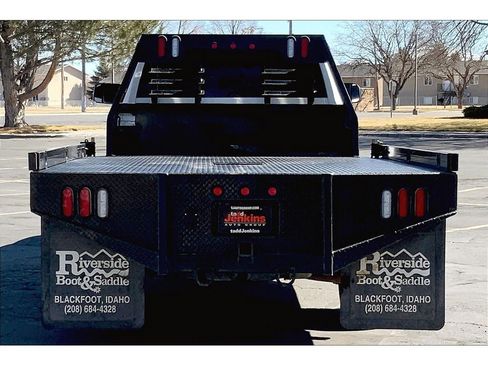 Used 2011 RAM 4500 4x4 Crew Cab w/ ST Decor Group image 4