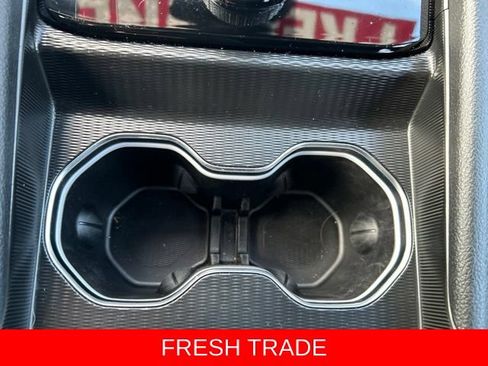 Used 2024 Jeep Grand Cherokee Altitude AWD/4WD image 29