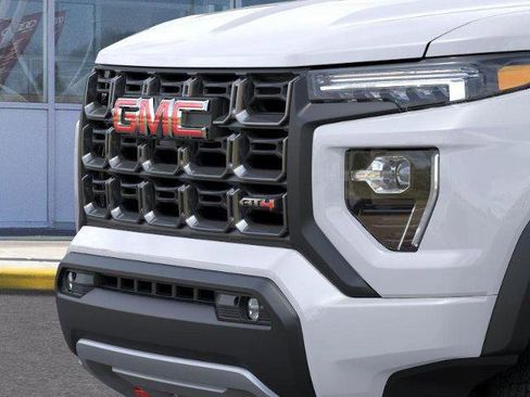 New 2025 GMC Canyon AT4 w/ Nightfall Edition image 13