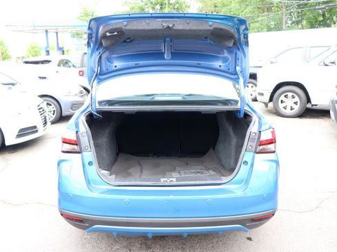 Used 2024 Nissan Versa SR FWD image 43