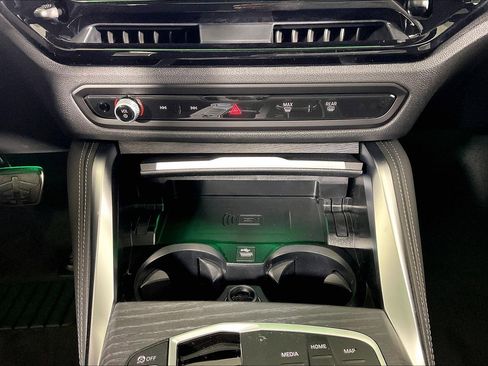 New 2026 BMW i4 xDrive40i AWD/4WD image 10