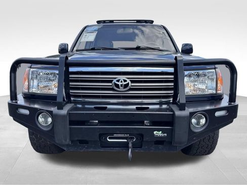 Used 2004 Toyota Land Cruiser w/ Convenience Pkg AWD/4WD image 8