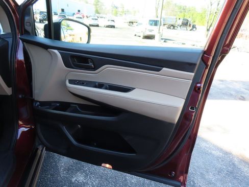 Used 2020 Honda Odyssey EX-L image 24