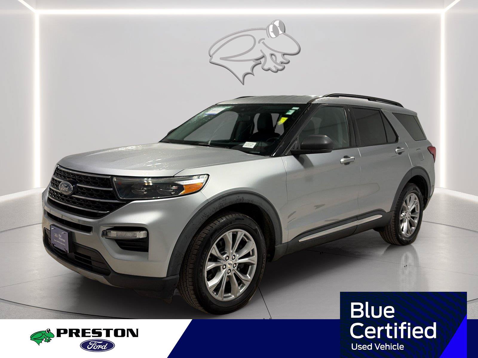 Certified 2020 Ford Explorer XLT w/ Equipment Group 202A AWD/4WD image 1