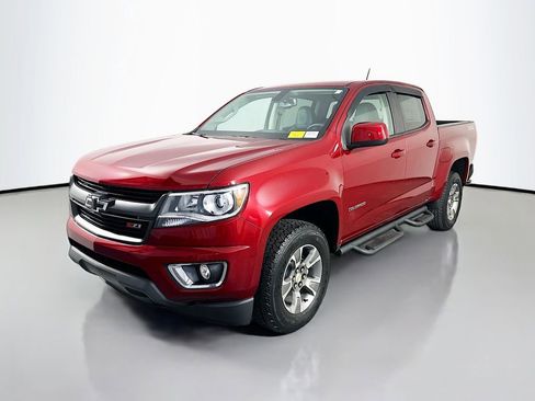 Used 2019 Chevrolet Colorado Z71 AWD/4WD image 3