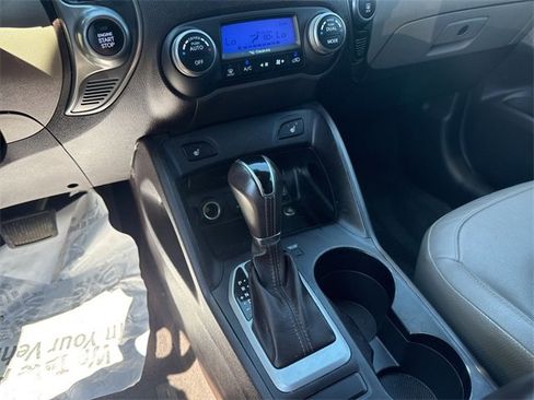 Used 2014 Hyundai Tucson Limited image 15