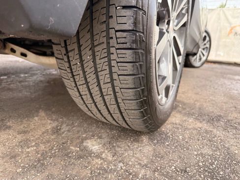 Used 2019 GMC Terrain SLT w/ Preferred Package image 46