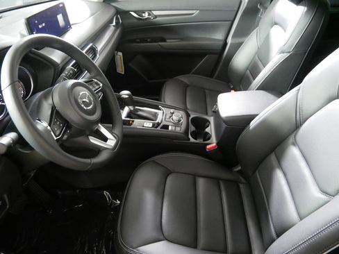 New 2025 MAZDA CX-5 AWD 2.5 S w/ Preferred Package image 4