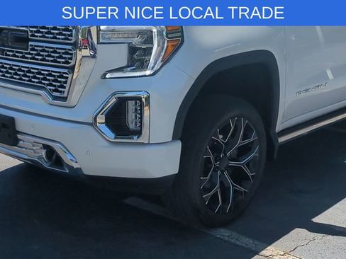 Used 2022 GMC Sierra 1500 Denali w/ Denali Reserve Package AWD/4WD image 9