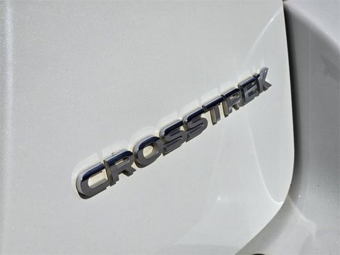 Used 2020 Subaru Crosstrek 2.0i Limited w/ Moonroof Package w/Navigation image 16