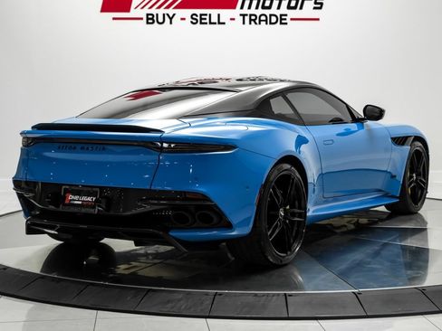 Used 2022 Aston Martin DBS Superleggera RWD image 6