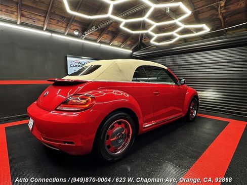 Used 2018 Volkswagen Beetle 2.0T Coast w/ Coast Lighting Package image 4