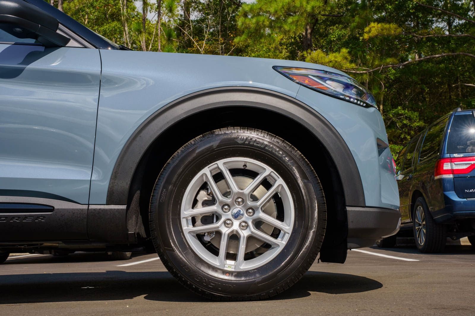 New 2026 Ford Explorer Active w/ Active Comfort Package RWD image 6