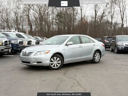 Used 2007 Toyota Camry LE image 1