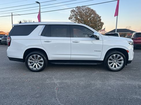 Used 2021 Chevrolet Tahoe Premier w/ Premium Package image 2