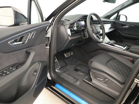 New 2026 Audi SQ7 Premium Plus image 14