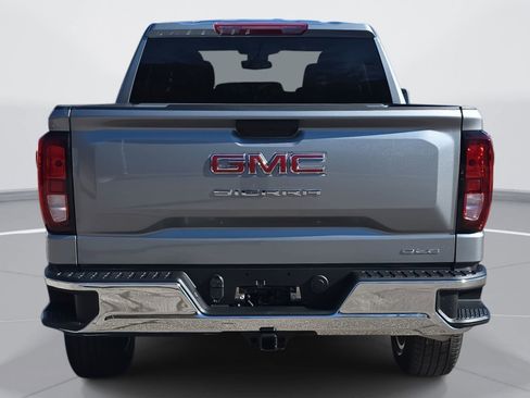 New 2026 GMC Sierra 1500 SLE image 6