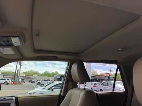 Used 2019 Toyota 4Runner Limited image 14