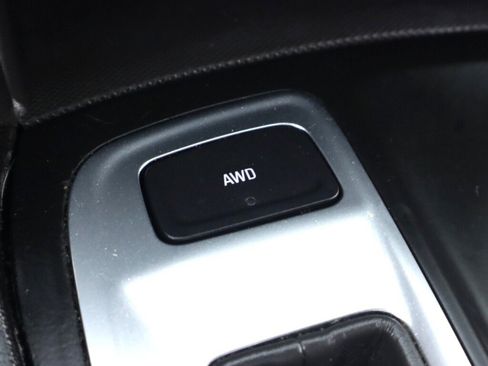 Used 2019 Chevrolet Equinox LT AWD/4WD image 25