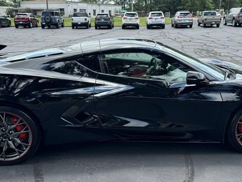 Used 2023 Chevrolet Corvette Stingray Preferred Cpe w/ Z51 Performance Package image 9