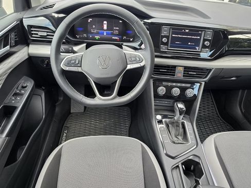 Used 2024 Volkswagen Taos S FWD image 8