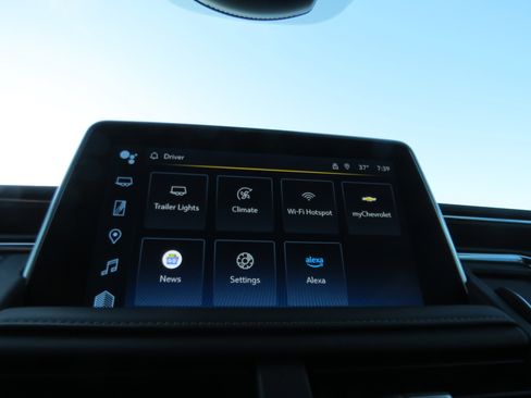 Used 2023 Chevrolet Tahoe LT image 27