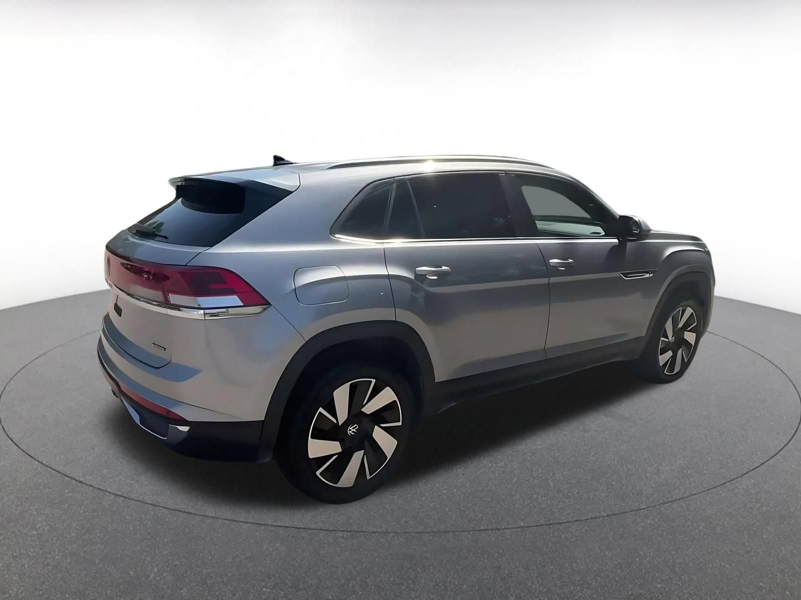 Used 2026 Volkswagen Atlas Cross Sport SE AWD/4WD image 13