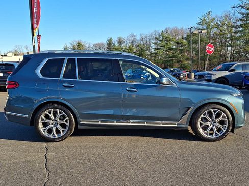 Used 2025 BMW X7 xDrive40i w/ Parking Assistance Package image 7