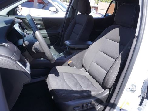 Certified 2022 GMC Terrain SLE w/ Driver Convenience Package image 13