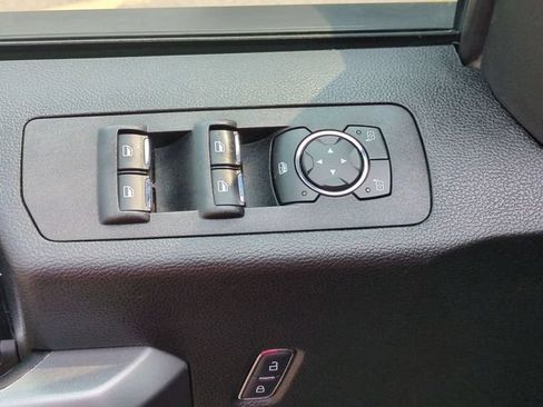 Used 2019 Ford F150 XLT w/ Equipment Group 302A Luxury AWD/4WD image 22