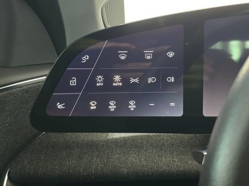 Used 2025 Lucid Air Touring AWD/4WD image 30