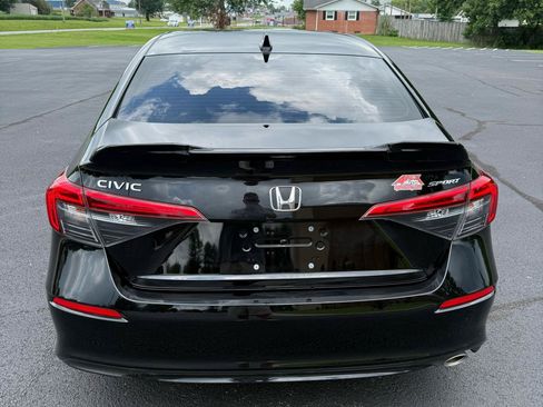 Used 2024 Honda Civic Sport image 8