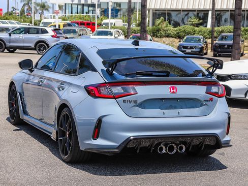 Used 2024 Honda Civic Type R image 13