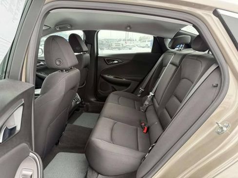 Used 2024 Chevrolet Malibu LT FWD image 12