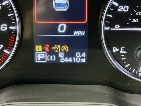 Used 2024 Subaru Crosstrek 2.0i Premium image 19