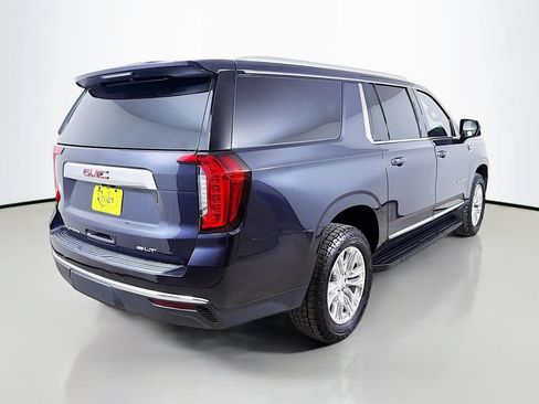 Used 2024 GMC Yukon XL SLT w/ SLT Luxury Package AWD/4WD image 6