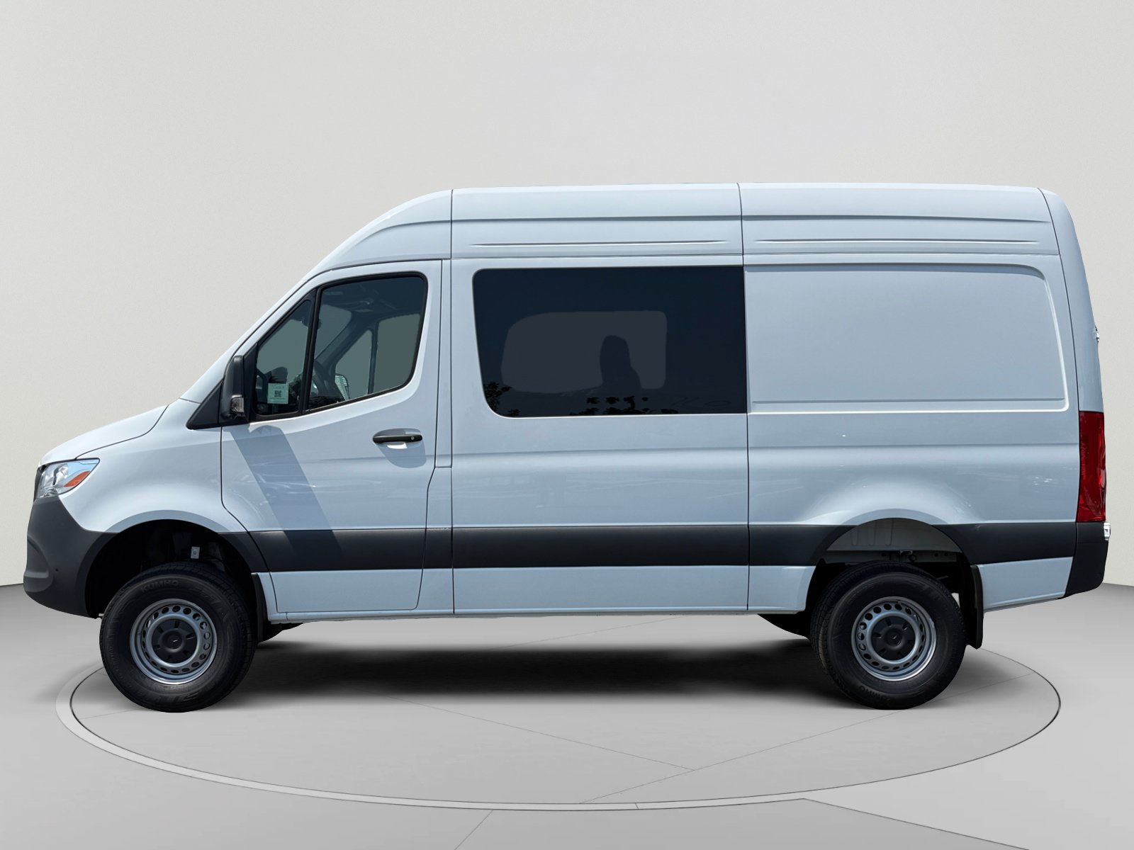 New 2026 Mercedes-Benz Sprinter 2500 image 2