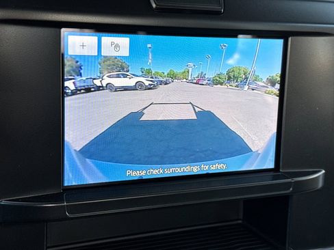 New 2025 Ford F250 XL w/ XL Chrome Package image 19